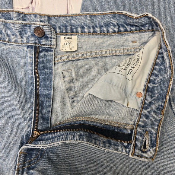 VTG 90s Levi's 550 Relaxed Tapered‎ Jeans Mens Sz 34x32 Faded Grunge Stained USA - Picture 9 of 16